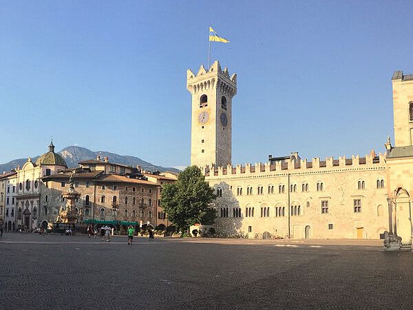 Kathedrale San Vigilio am Piazza Duomo in Trento